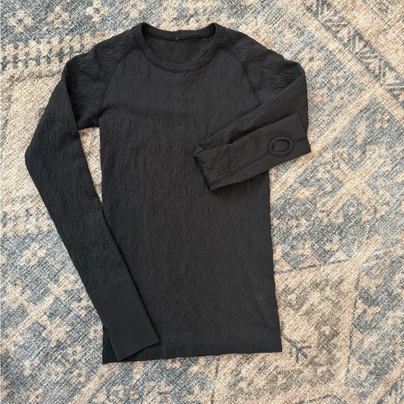 lululemon athletica Gray Fitted Ribbed Long Sleeve Tee - Picture 1 of 4